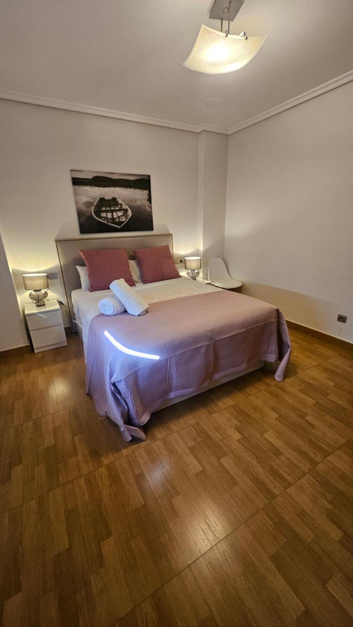 Apartament Vivienda Con Increibles Vistas A La Playa De Riazor A Coruña Zewnętrze zdjęcie