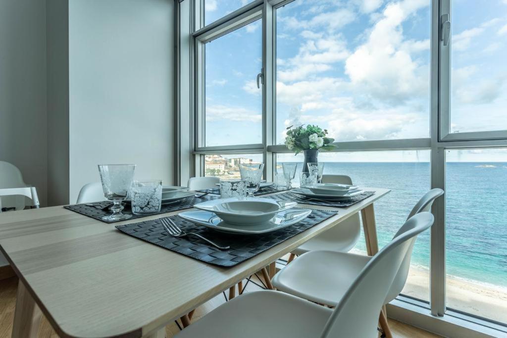 Apartament Vivienda Con Increibles Vistas A La Playa De Riazor A Coruña Zewnętrze zdjęcie